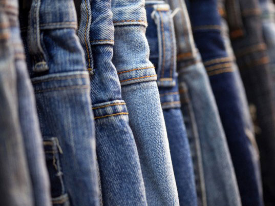 jeans fremplast - Atletas arrecadam R$ 680 mil para criar jeans para pernas musculosas